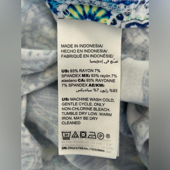 NWOT Chico’s Zenergy Women’s Blue Floral Print 3/4 Sleeve Shirt Blouse Top Sz 1 - Picture 9 of 9